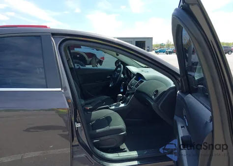 2014 Chevrolet Cruze 1Lt Auto из США, поврежденный, VIN 1G1PC5SB3E7418738